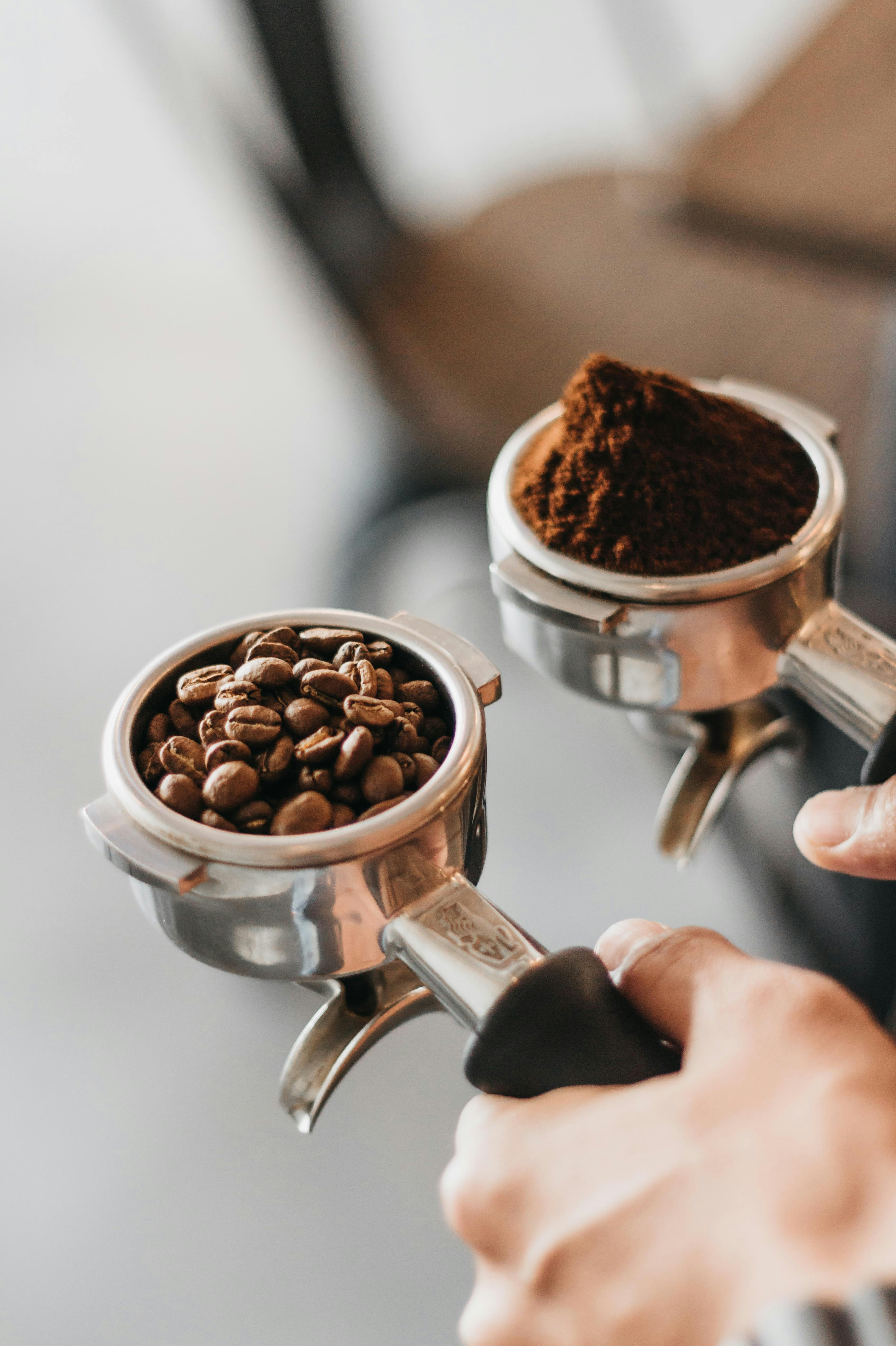 Secretele preparării unei cafele perfecte: Ghidul pas cu pas pentru un espresso delicios